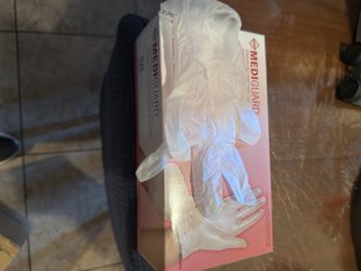 MediGuard powder-free Synthetic Exam Gloves (Medium)