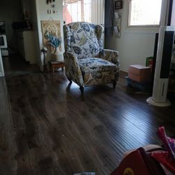 Recliner Chair