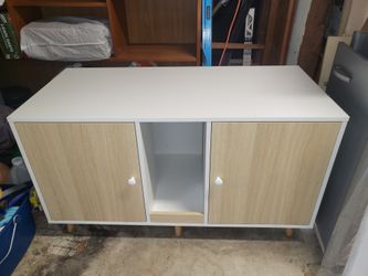 Cat Litter Box Hutch Media Stand