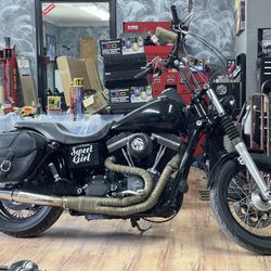 2015 Harley Davidson Street Bob Dyna