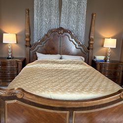 Elegant King  Beautiful Bedroom Set