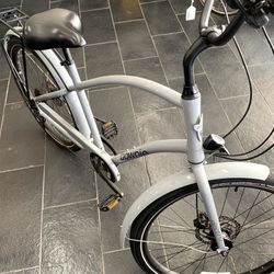 Electra “Townie” 10spd Cruiser With Sturdy Rack, Med- Lg Riders