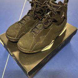 Jordan True Flight size 10