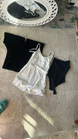 Size XS And Small Black NWT White Gently Used Banting Uniqlo Forever