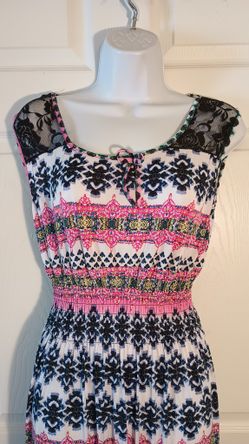 Women's Sleeveless Maxi Dress Size L