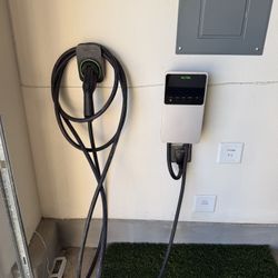 Autel MaxiCharger Home Electric Vehicle (EV) Charger, up to 40 Amp, 240V, Level 2 WiFi and Bluetooth Enabled