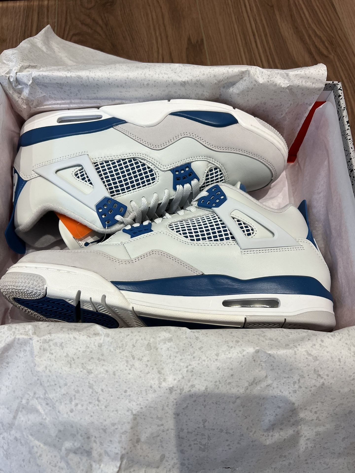 Air Jordan 4 Nike Military Blue 