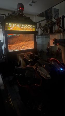 Terminator Salvation Deluxe Edition