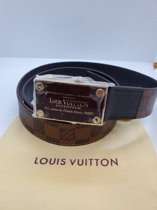 Lv belt size 38 comes with dustbag for Sale in Los Angeles, CA - OfferUp