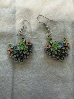 Colorful Peacock Drop Earrings - Green