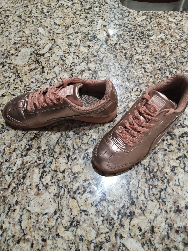Puma Roma Gold Men Sneakers