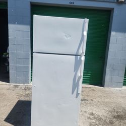 G/E  White Refrigerator