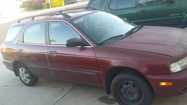 1998 Suzuki esteem station wagon for Sale in Santee, CA - OfferUp