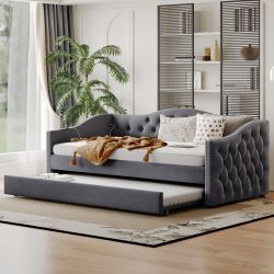 Malaren Twin Size Upholstered Daybed with Trundle and USB Charging Station