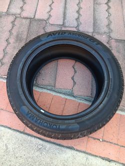 Yokohama 18 in tire excellent condition