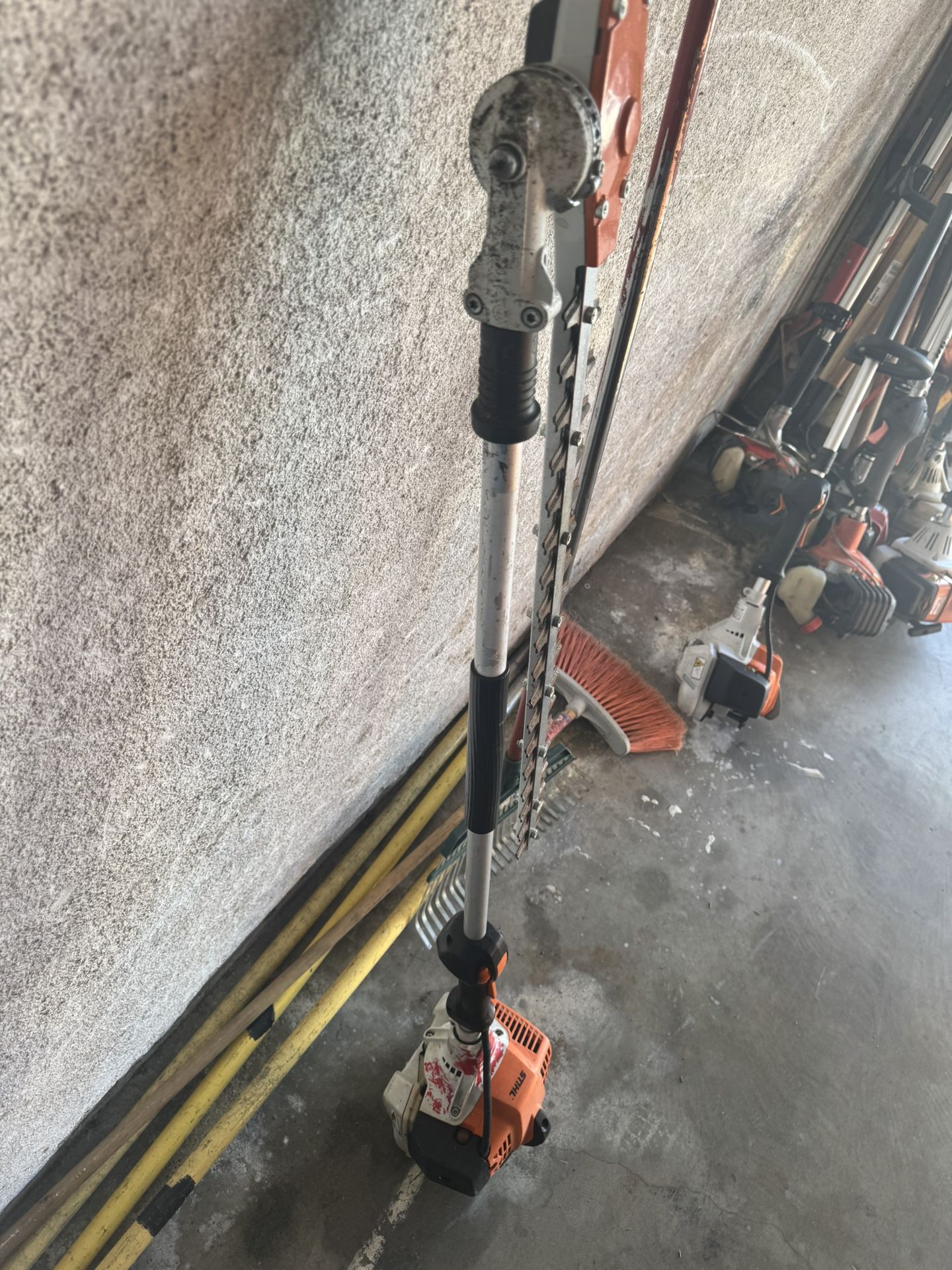 Trimmer Lawnmower Leaf blower