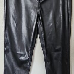 Womans Black Leather Pants, Size 5