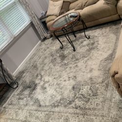 Carpet & 2 Tables