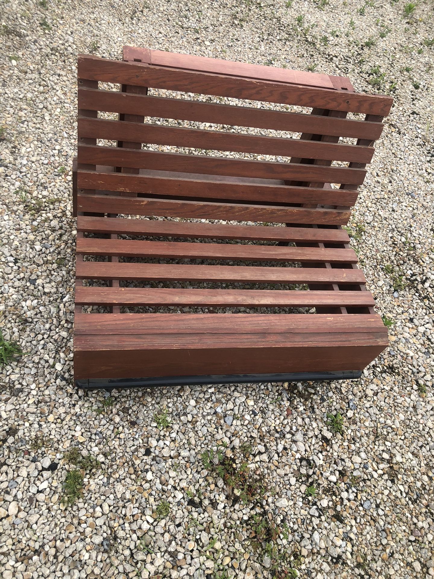 Chaise Chair With Wheels