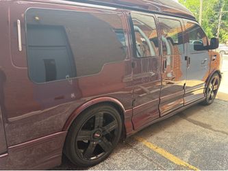 2005 GMC Savanna