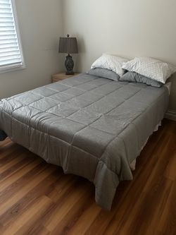 Queen size bed