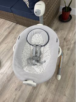 Graco Soothe 'n Sway Swing with Portable swing