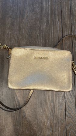 Micheal Kors crossbody bag
