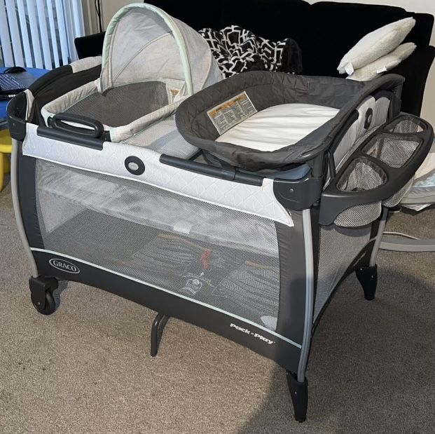 Graco Pack And Play Original $80