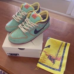 Nike SB DUNK LOW Rodeo Tourmaline 🤢