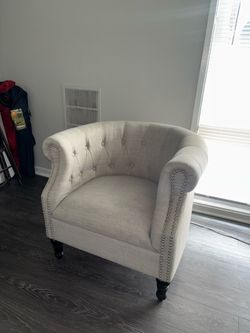 Set of 2 Elegant Accent Chairs