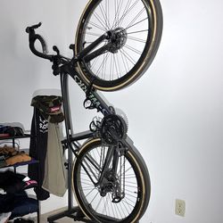 Sworks SL5 Di2 Dura Ace , Ceramic Speed BB, Ceramic Speed Derailure.Zipp 303 Superlight BOB