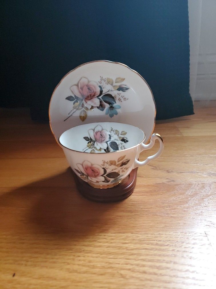 Vintage Bone China Teacup Set