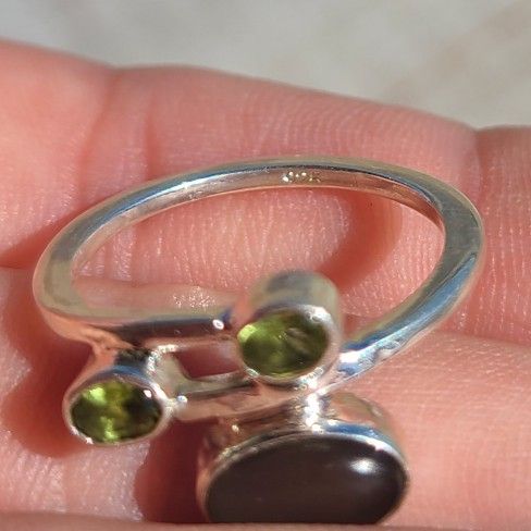 Natural Grey Moonstone & Peridot 925 Ring