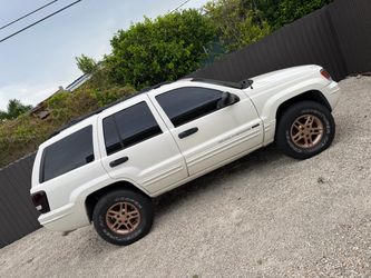 2004 Grand  Cherokee