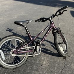 Specialized Jett 16 inch kids mountain bike new condition  I am selling my son's specialized jett 16 inch mountain bike 