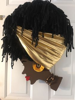 African Diva Wreath with Yarn