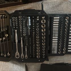 Husky Tool Box Set Of 290 Pieces 