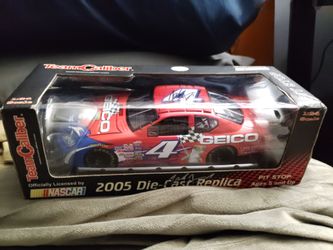 2003 Nascar Team Caliber Geico #4 Mike Wallace Signed