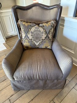 Statement Chair - Excellent Condition
