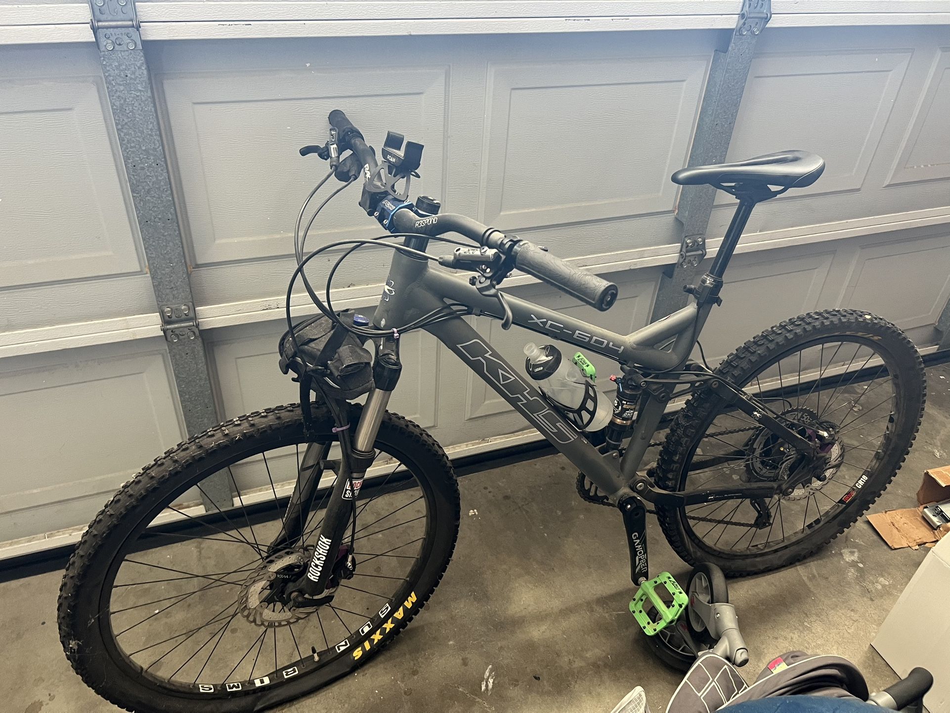 KHS XC 604 Mountain Bike