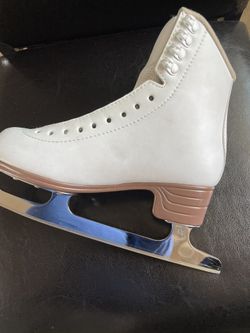 Jackson Ultima Woman’s Ice Skates