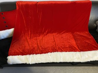 Satin Feel Santa Pillow With Matching Throw, New and in Great Condition