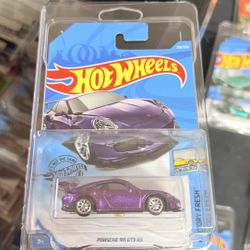 Hot Wheel Super Treasure Hunt Porsche 911 GT3 Purple 