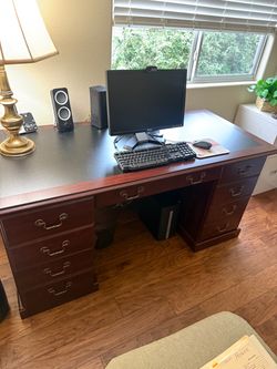 Sauder Heritage Hill Executive Desk, Classic Cherry finish