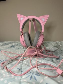 Razer Kraken Kitty Edition (Pink) and Headset Stand