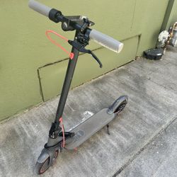 Aovopro Electric Scooter