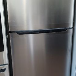 Refrigerator Freezer New