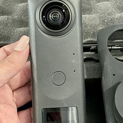 RICOH THETA Z1 model: R02020 With Accessories for Sale OfferUp