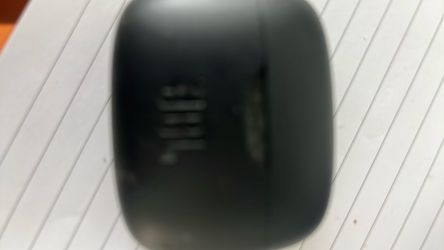 Jbl earbuds never used