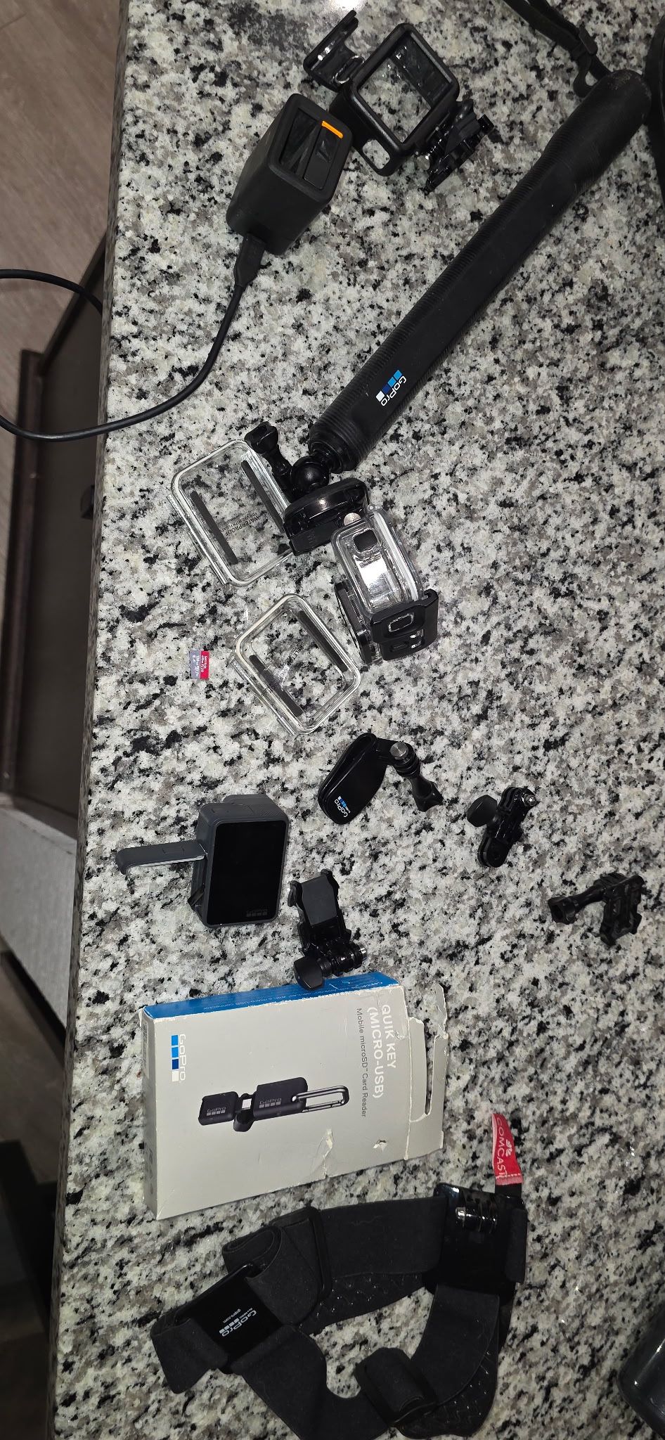 Go Pro Hero 6 With A Bunch Of Accessories